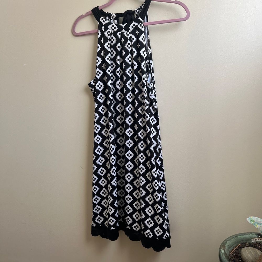 Mud Pie Mini Halter Dress With back bow Tie black & white Size Medium